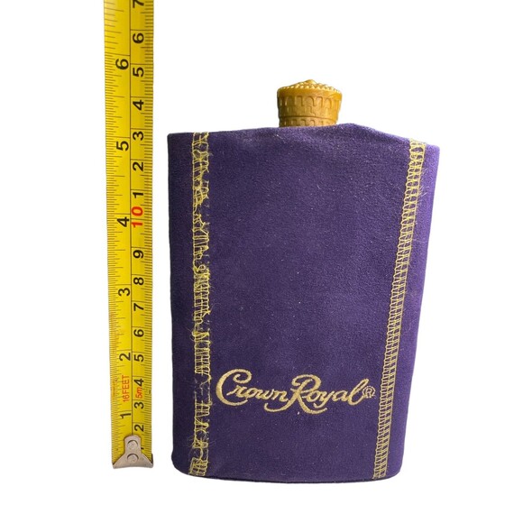 Crown Royal 8oz Stainless Steel Whisky Flask Removable Suede Sleeve Gold Cap - Picture 8 of 12